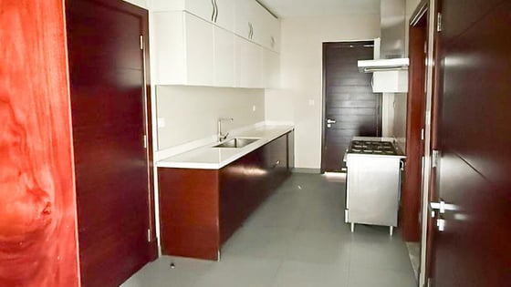 Huge villa in Mohammed Bin Rashid City with private pool, picture 6