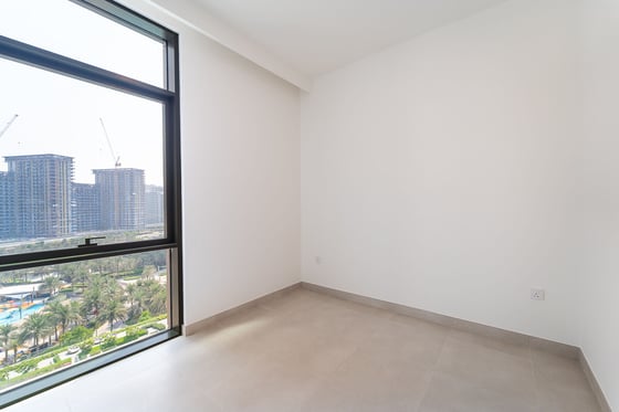 Pool & Park View | New Handover | High Floor, picture 9