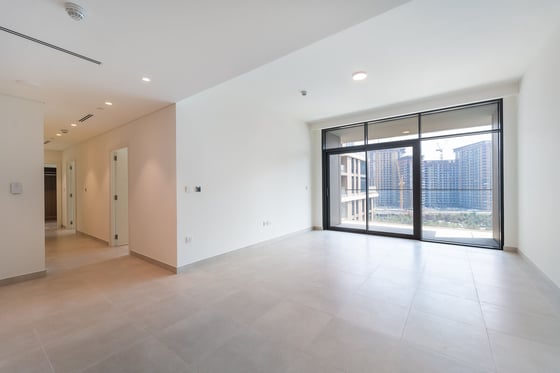 Pool & Park View | New Handover | High Floor, picture 3