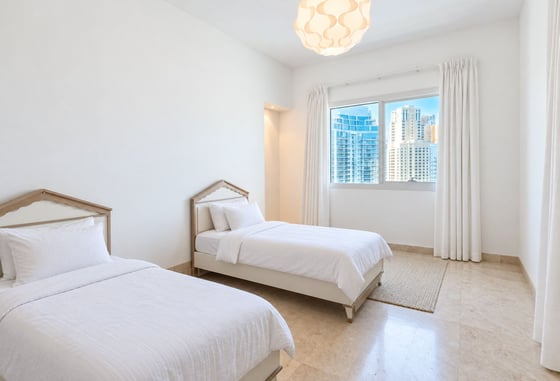 Hot Deal | Generous Space | Marina View., picture 5