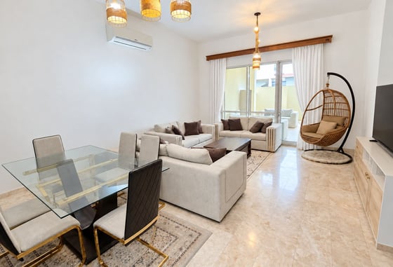 Hot Deal | Generous Space | Marina View., picture 1