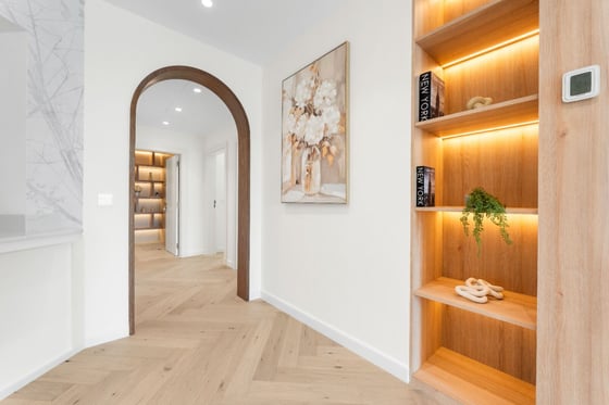 Fully Upgraded | Fully Furnished | Sea View, picture 11