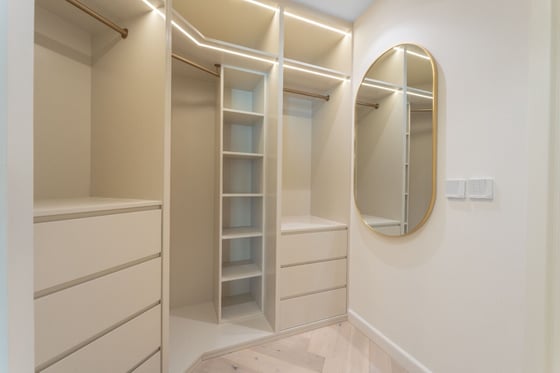 Fully Upgraded | Fully Furnished | Sea View, picture 7