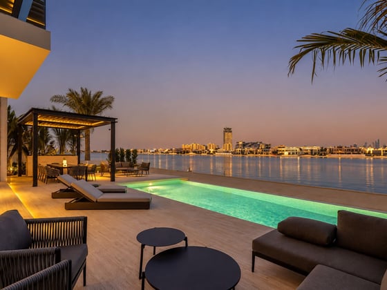 Bespoke Italian Design | Beach Villa | Vacant, picture 1