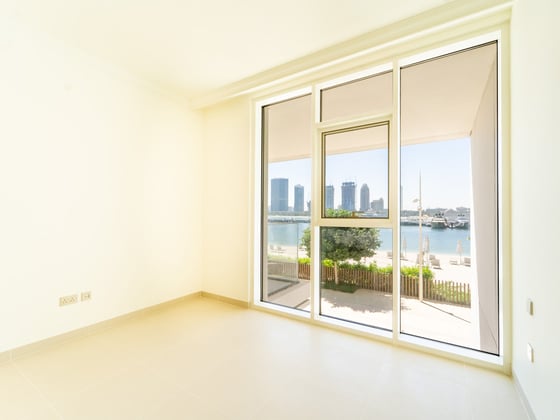Podium Living | Private Terrace | Vacant Now, picture 9