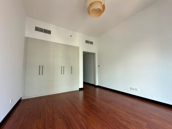 Smart Investment | High Floor | Move-in Ready, picture 9