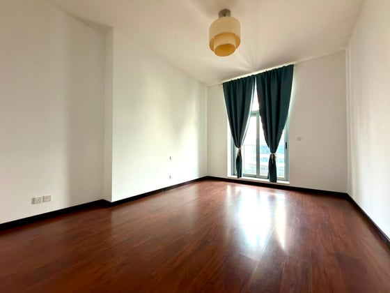 Smart Investment | High Floor | Move-in Ready, picture 8