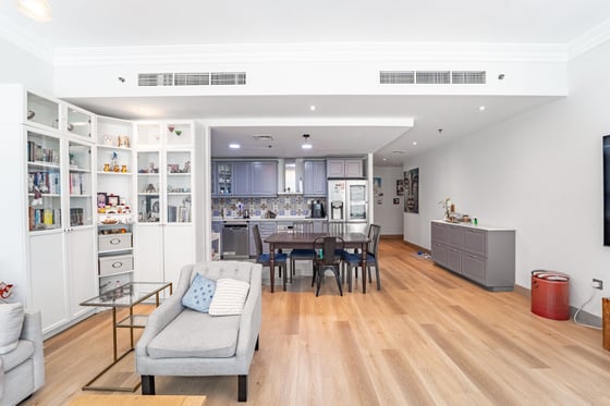 Exclusive | Renovated | Marina Living..., picture 2