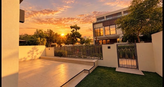 Greenbelt View | Opposite Amenities | Landscaped, picture 15