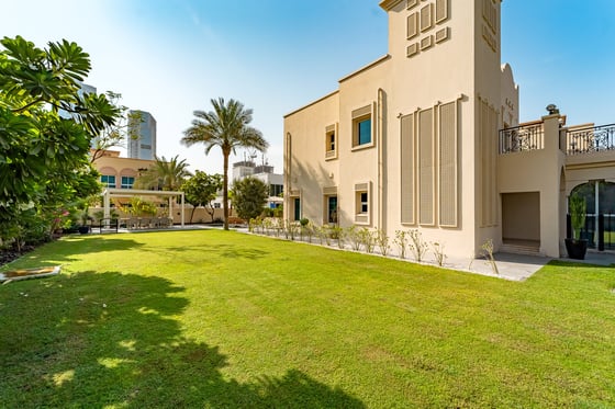 Large Plot | Private Pool | Vacant On Transfer, picture 15