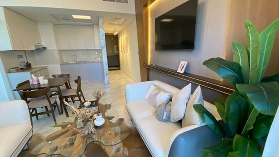 Elegant 2Bedroom Apartment | Prime Dubai Location, picture 3