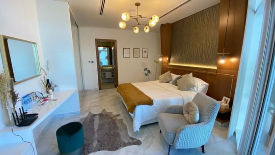 Elegant 2Bedroom Apartment | Prime Dubai Location, picture 15
