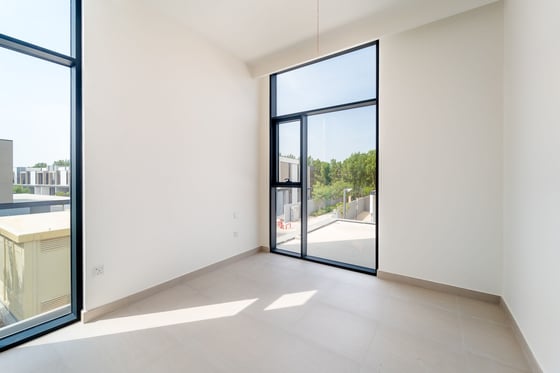 Brand New | Multiple Options | Open for Offers, picture 14