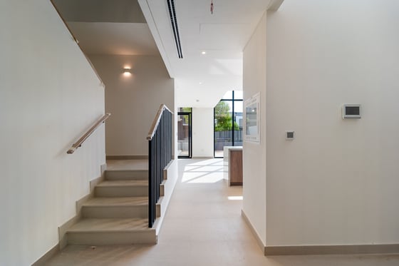Brand New | Multiple Options | Open for Offers, picture 6
