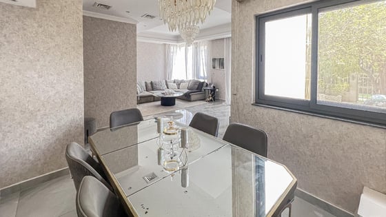 Spacious villa in Dubai Hills Estate with the greenbelt view, picture 8
