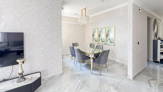 Spacious villa in Dubai Hills Estate with the greenbelt view, picture 7