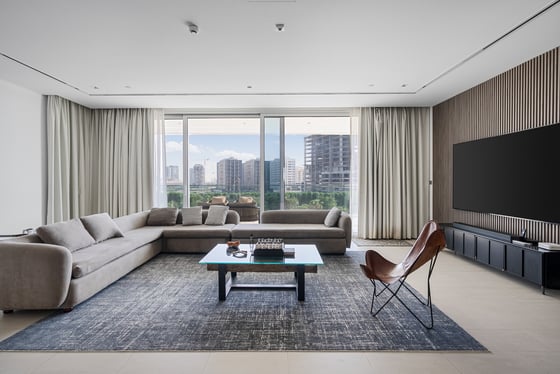 Spacious Layout | Prime Amenities | Modern Living, picture 1