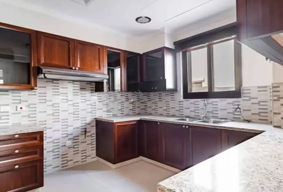 Exceptional Family Villa in a Tranquil Community, picture 10