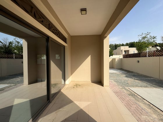 Exceptional Family Villa in a Tranquil Community, picture 6