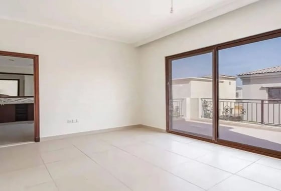 Exceptional Family Villa in a Tranquil Community, picture 8