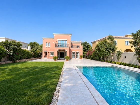 Fully Upgraded | Modern | Private Chilled Pool, picture 12