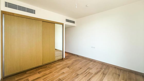 Biggest plot villa in Al Furjan with vastu and open views, picture 9