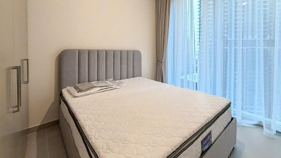 Modern layout apartment in Downtown with boulevard view, picture 5