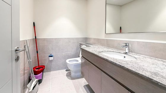 Modern layout apartment in Downtown with boulevard view, picture 7