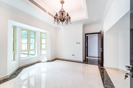 Lake Views | Prime Location | 5 Bedrooms, picture 9