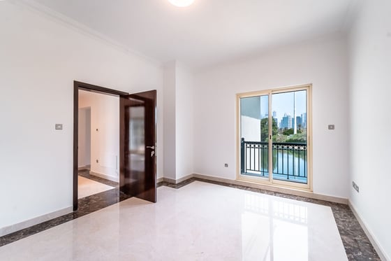 Lake Views | Prime Location | 5 Bedrooms, picture 16