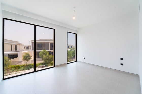 Vastu | Large Plot | Upgraded | Plus Maid, picture 11