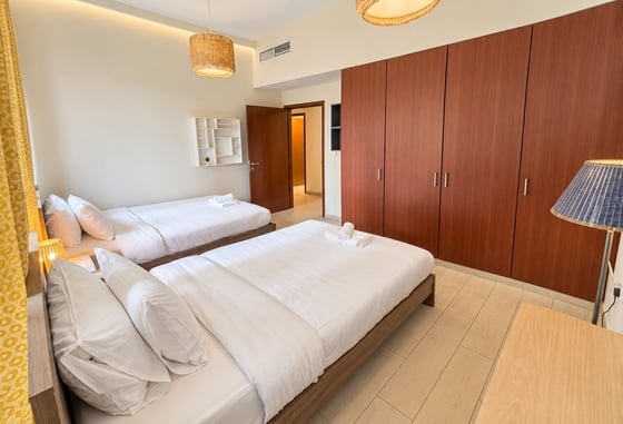 Upgraded | Furnished | Large Layout....., picture 11