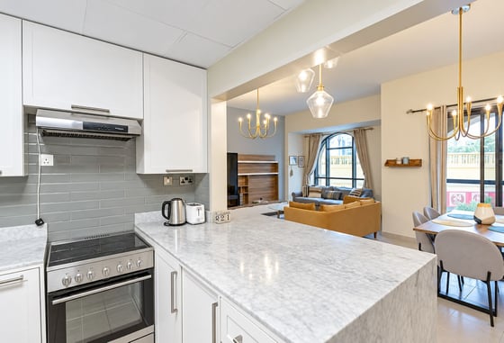 Upgraded | Furnished | Large Layout....., picture 7