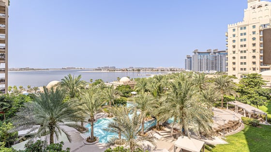 Luxurious apartment in Palm Jumeirah with sea view, picture 18