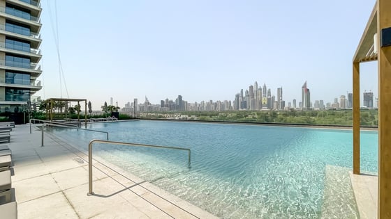 Premium apartment in Emirates Hills 2 with golf views, picture 18