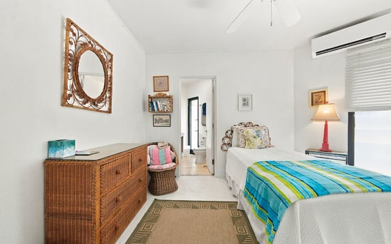 Provender - A Timeless Beachfront Retreat, picture 33