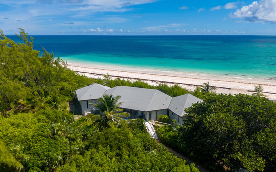 Provender - A Timeless Beachfront Retreat, picture 1