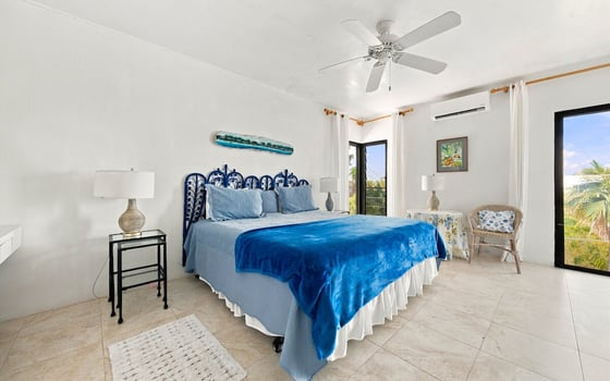 Provender - A Timeless Beachfront Retreat, picture 16