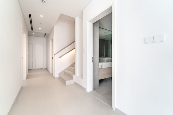 Large Corner Unit | Upgraded | Single Row, picture 7