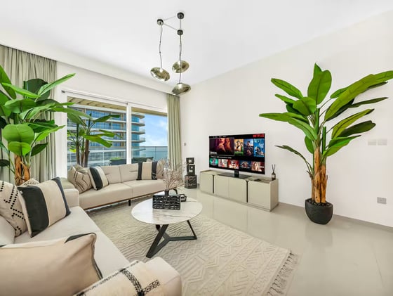 Private Beach | Palm View | Fully Furnished, picture 2