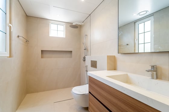 Fully Renovated | Type 17 | 12,000 Sq. Ft. Plot, picture 10
