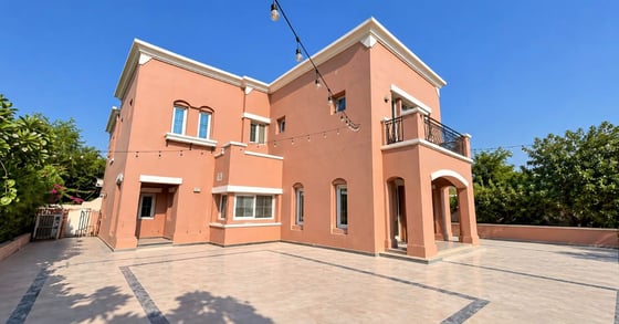 Fully Renovated | Type 17 | 12,000 Sq. Ft. Plot, picture 2