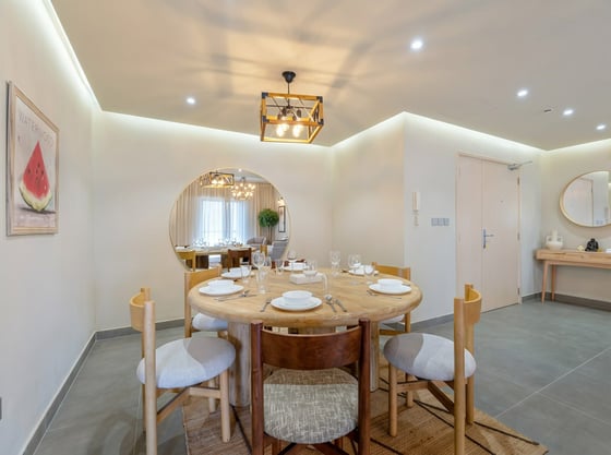 Luxury Upgraded | Furnished | High Floor, picture 8
