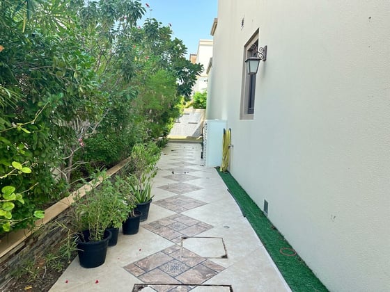 Upgraded | Extended Layout | Private Garden, picture 9