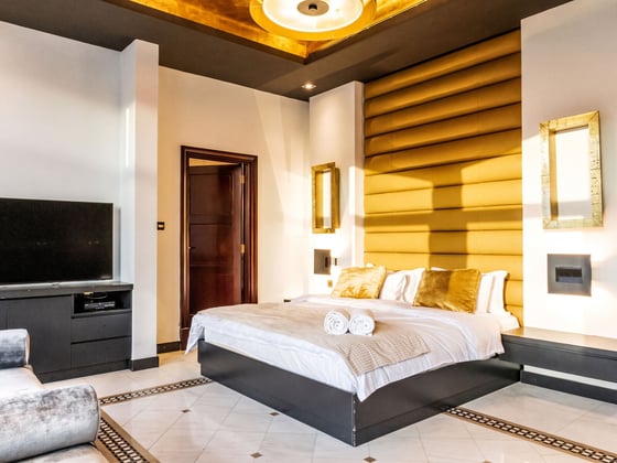Rare Renovation Potential on Palm Jumeirah Beach, picture 7