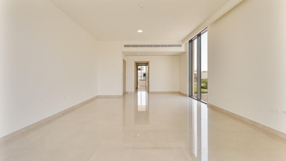 Corner plot villa in Dubai Hills with full lagoon view, picture 9