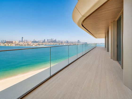 Exquisite Beachfront Apartment at Serenia Living, picture 1
