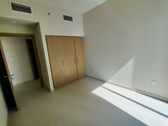 Canal & Creek Tower View | Vacant | Motivated Seller, picture 13