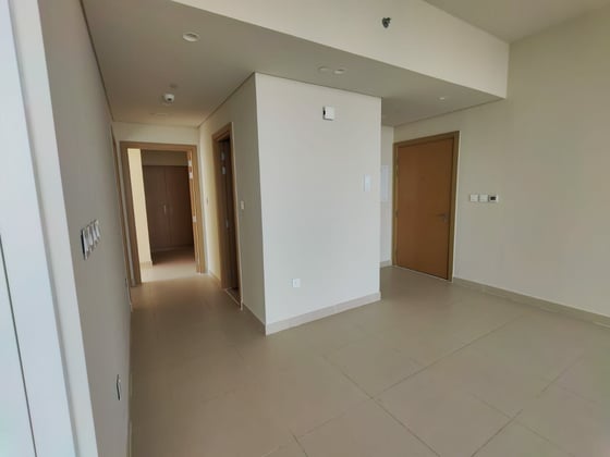 Canal & Creek Tower View | Vacant | Motivated Seller, picture 10