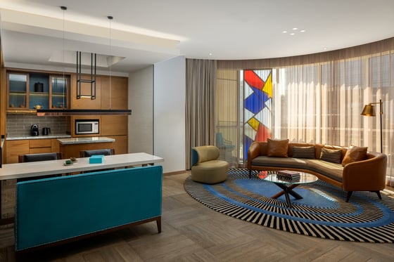 Hotel Living | All Bills Included | Palm View, picture 1
